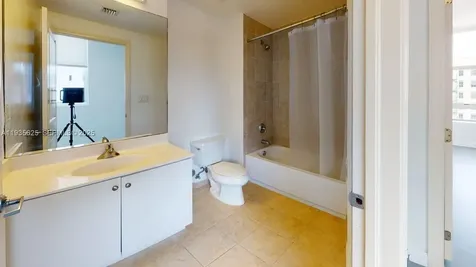 111 E Flagler Street Miami FL 33131
