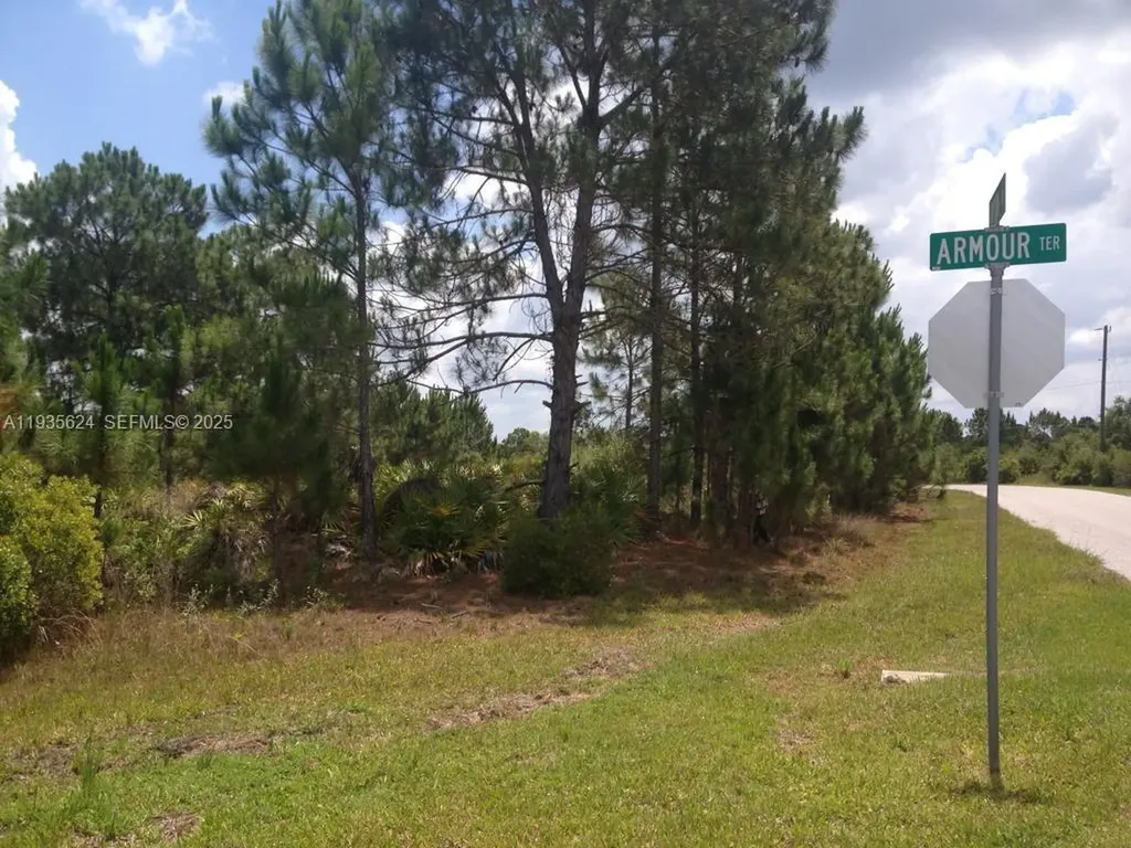 Upson Ter Upson Terrace Sarasota FL 34291