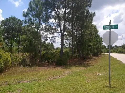 Upson Ter Upson Terrace Sarasota FL 34291