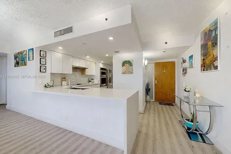 7601 E Treasure Drive North Bay Village FL 33141