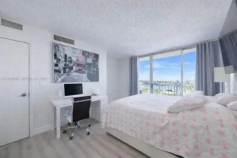 7601 E Treasure Drive North Bay Village FL 33141