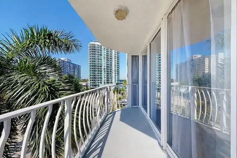 7601 E Treasure Drive North Bay Village FL 33141