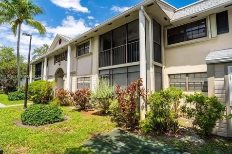 811 NE 199th Street Miami FL 33179