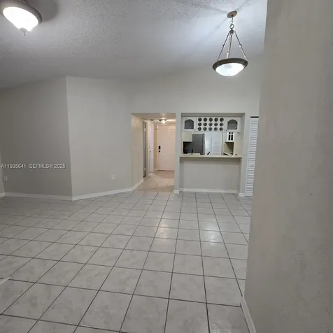 811 NE 199th Street Miami FL 33179