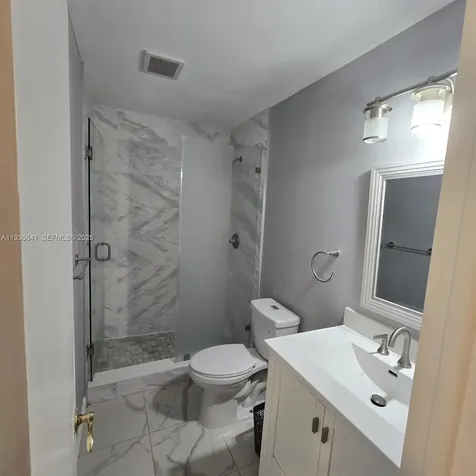 811 NE 199th Street Miami FL 33179