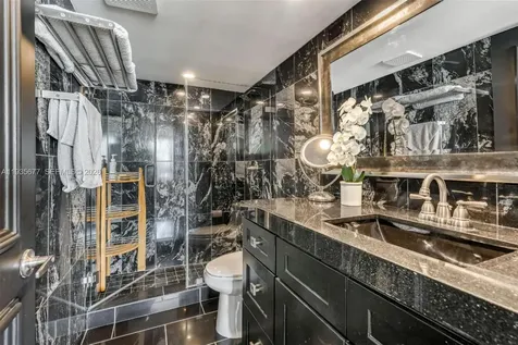 555 NE 15th Street Miami FL 33132