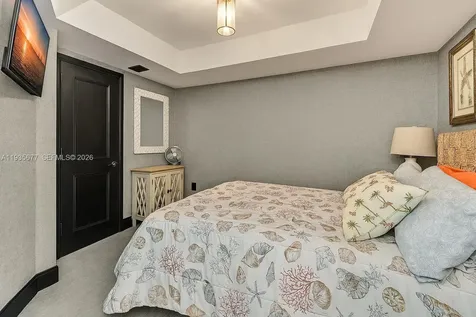 555 NE 15th Street Miami FL 33132