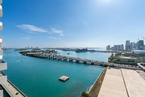 555 NE 15th Street Miami FL 33132