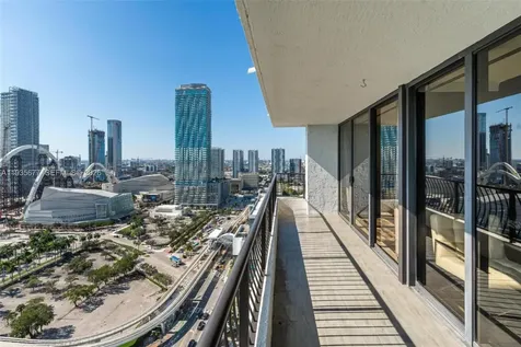 555 NE 15th Street Miami FL 33132