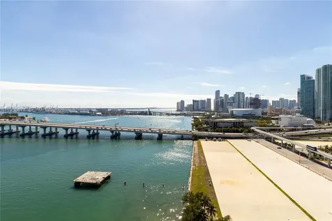 555 NE 15th Street Miami FL 33132