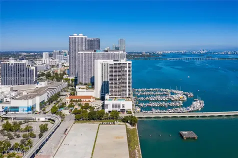 555 NE 15th Street Miami FL 33132