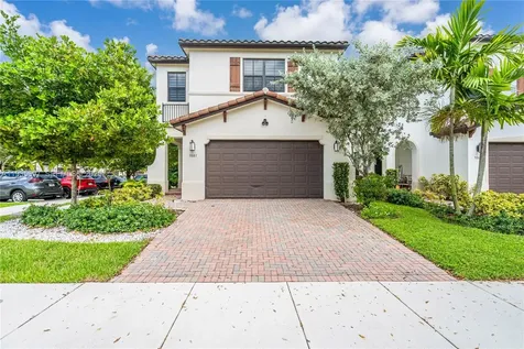 9881 W 34th Avenue Hialeah FL 33018