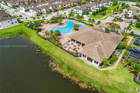 9881 W 34th Avenue Hialeah FL 33018