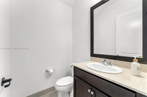 9881 W 34th Avenue Hialeah FL 33018