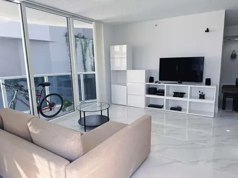601 NE 23rd Street Miami FL 33137