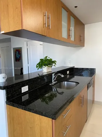 601 NE 23rd Street Miami FL 33137