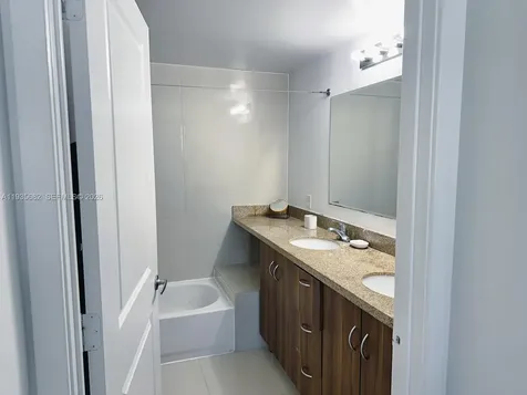 601 NE 23rd Street Miami FL 33137