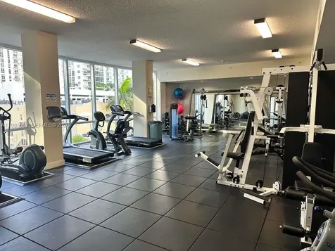 601 NE 23rd Street Miami FL 33137