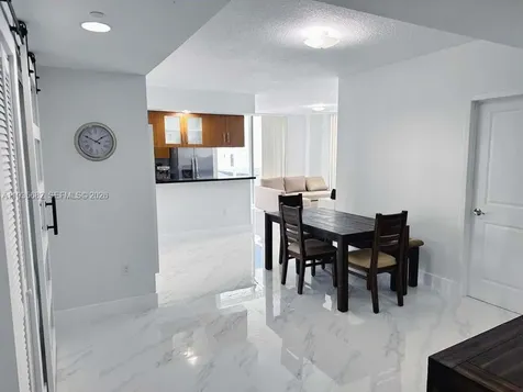 601 NE 23rd Street Miami FL 33137
