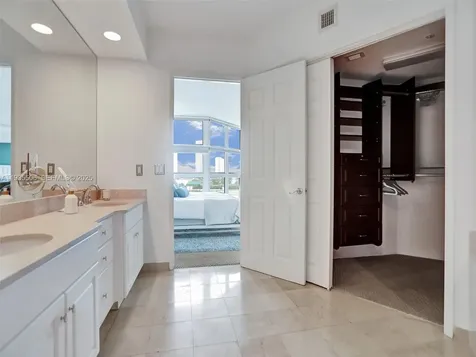 3370 Hidden Bay Drive Aventura FL 33180