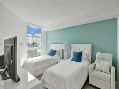 3370 Hidden Bay Drive Aventura FL 33180