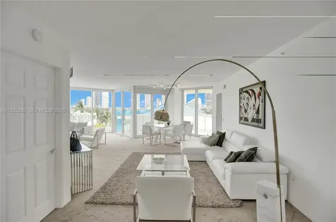 3370 Hidden Bay Drive Aventura FL 33180