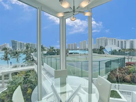 3370 Hidden Bay Drive Aventura FL 33180