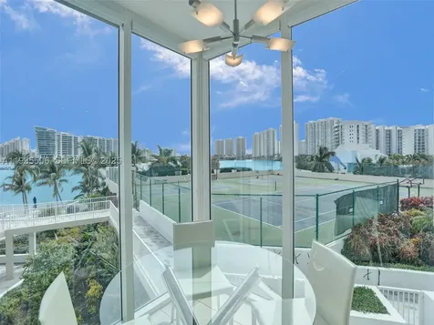 3370 Hidden Bay Drive Aventura FL 33180