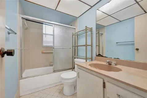 1810 SW 81st Avenue North Lauderdale FL 33068