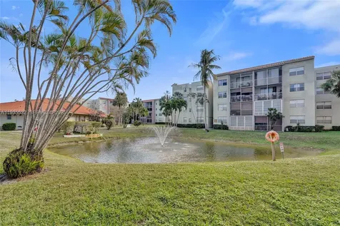 1810 SW 81st Avenue North Lauderdale FL 33068
