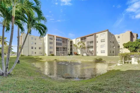 1810 SW 81st Avenue North Lauderdale FL 33068