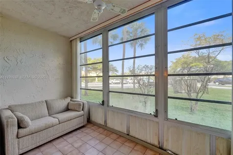 1810 SW 81st Avenue North Lauderdale FL 33068