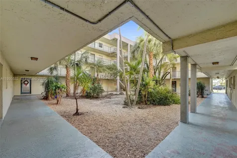 1810 SW 81st Avenue North Lauderdale FL 33068