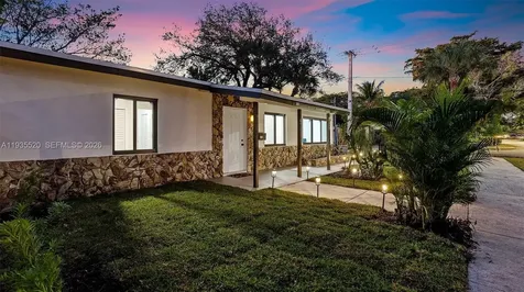 1101 SW 19th Avenue Fort Lauderdale FL 33312