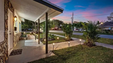 1101 SW 19th Avenue Fort Lauderdale FL 33312
