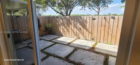 2459 SE 10th Street Homestead FL 33035