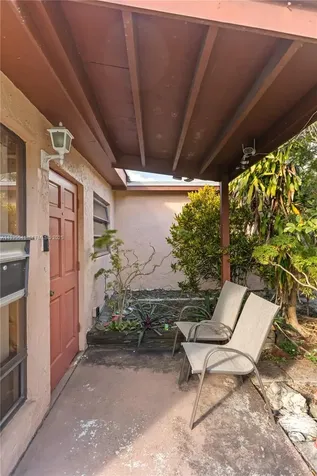 6811 Thomas Street Hollywood FL 33024