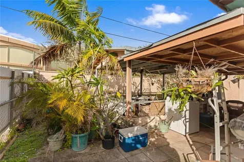 6811 Thomas Street Hollywood FL 33024