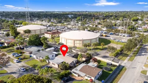 6811 Thomas Street Hollywood FL 33024