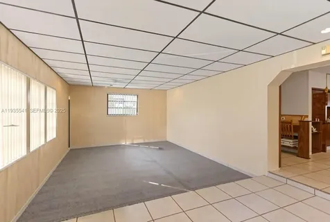 6811 Thomas Street Hollywood FL 33024