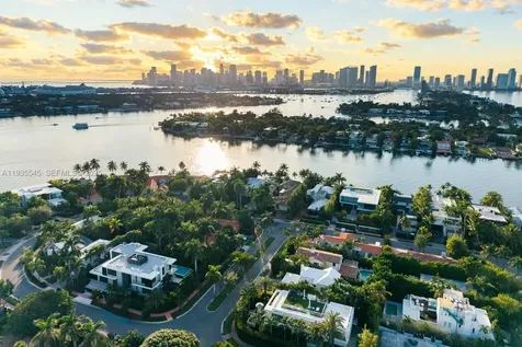 40 W Rivo Alto Drive Miami Beach FL 33139