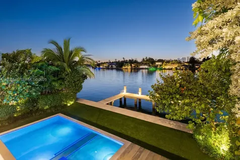 40 W Rivo Alto Drive Miami Beach FL 33139