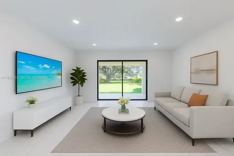 8435 Casa Del Lago Boca Raton FL 33433
