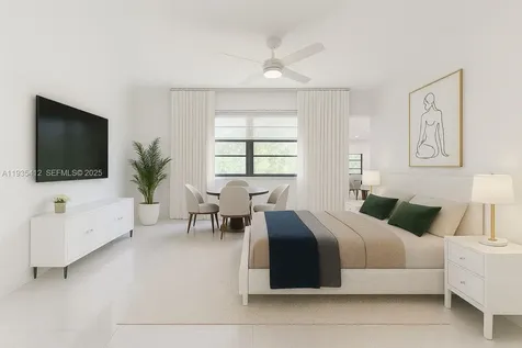 8435 Casa Del Lago Boca Raton FL 33433