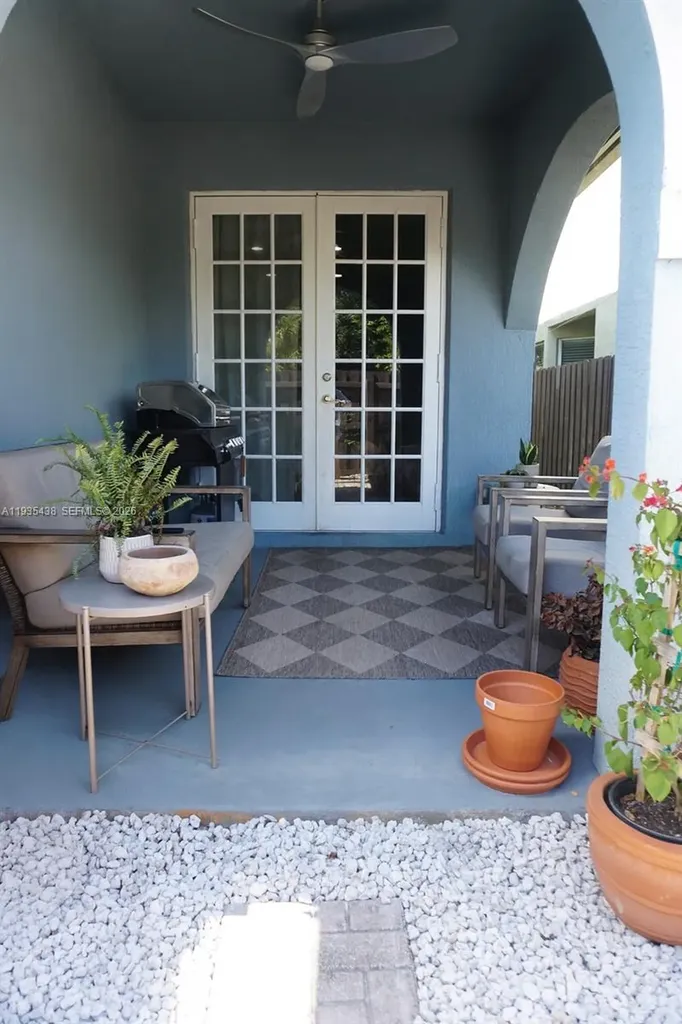 1139 NE 3rd Avenue Fort Lauderdale FL 33304