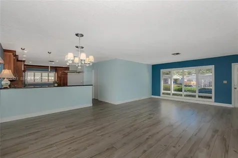 1551 SE 24th Avenue Pompano Beach FL 33062