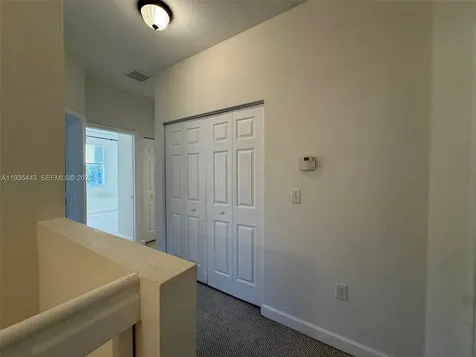 1027 NE 207th Street Miami FL 33179