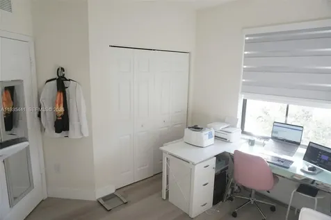 10589 W 32nd Lane Hialeah Gardens FL 33018