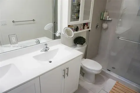 10589 W 32nd Lane Hialeah Gardens FL 33018