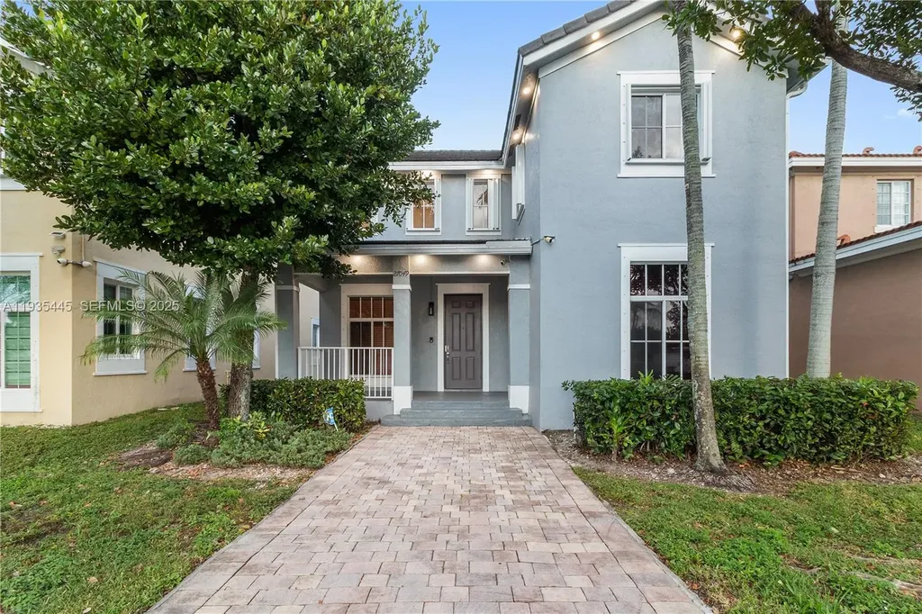 27049 SW 142nd Avenue Homestead FL 33032